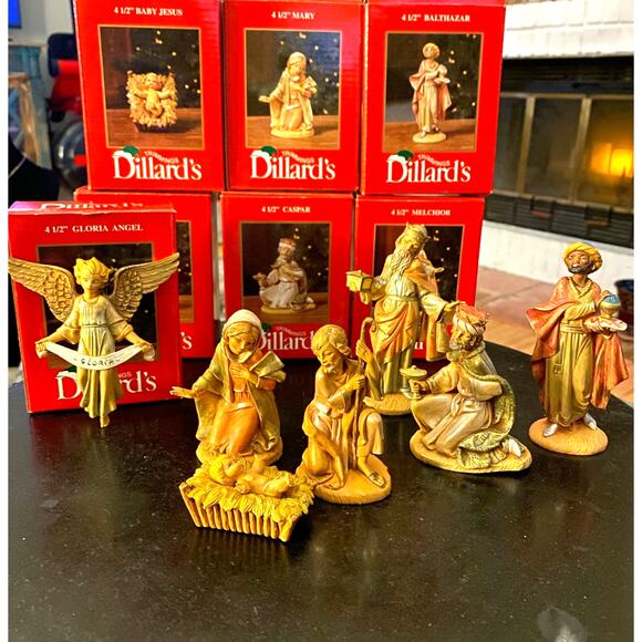 Vintage 2007 Pelligrini‎ Family Dillards Trimmings Nativity 7 piece With Boxes - Picture 1 of 4